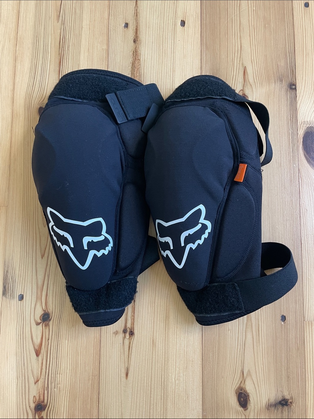 Fox Youth Launch Knee Pads